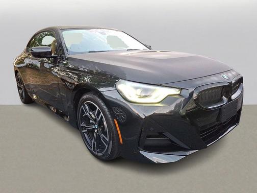 2025 BMW 230 i xDrive