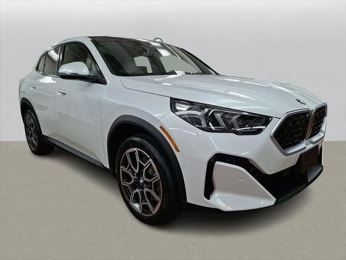 2025 BMW X2 xDrive28i