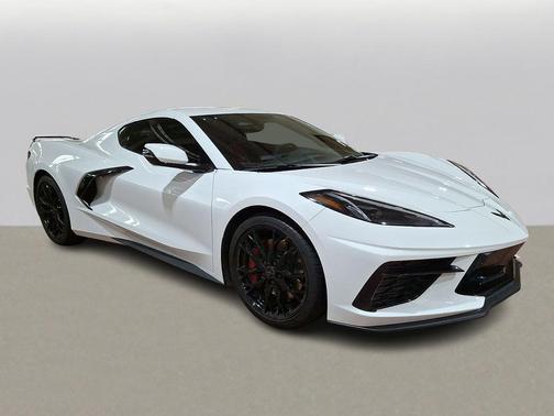 Arctic White 2023 Chevrolet Corvette Stingray w/3LT