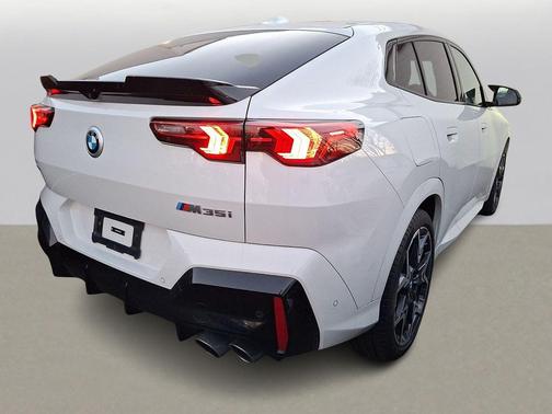 2025 BMW X2 M35i