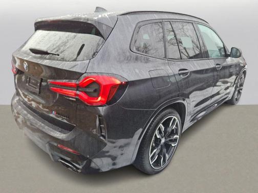 2024 BMW X3 M40i
