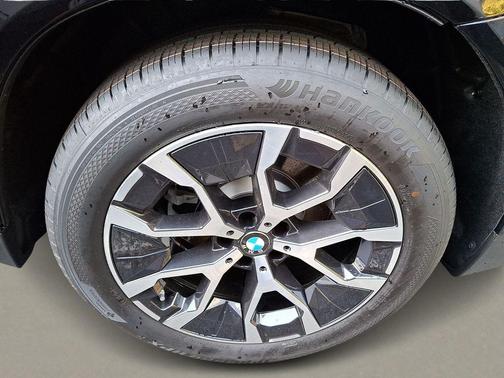 Black Sapphire Metallic 2026 BMW X3 30 xDrive
