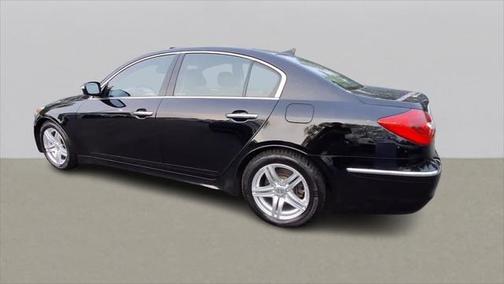 2012 Hyundai Genesis 3.8