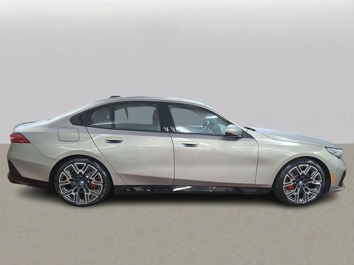2025 BMW i5 xDrive40