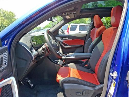2025 BMW X2 M35i
