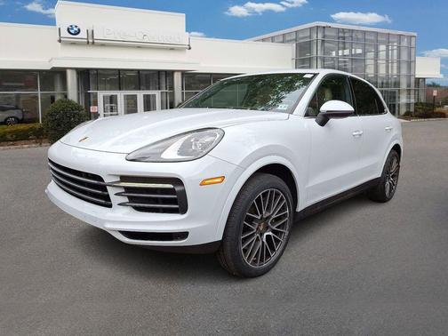 2023 Porsche Cayenne Base