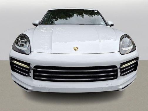 2023 Porsche Cayenne Base
