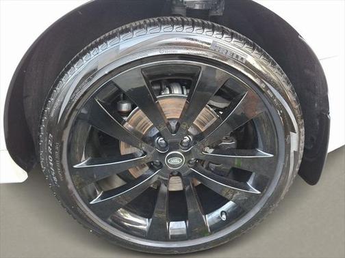 2023 Land Rover Range Rover Sport SE