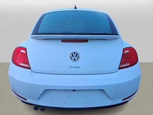 2016 Volkswagen Beetle 1.8T S