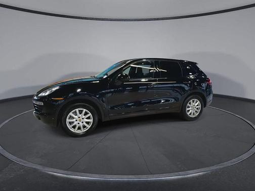Black 2014 Porsche Cayenne Cayenne