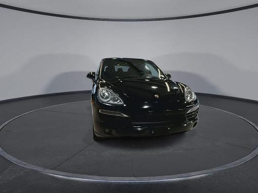 Black 2014 Porsche Cayenne Cayenne