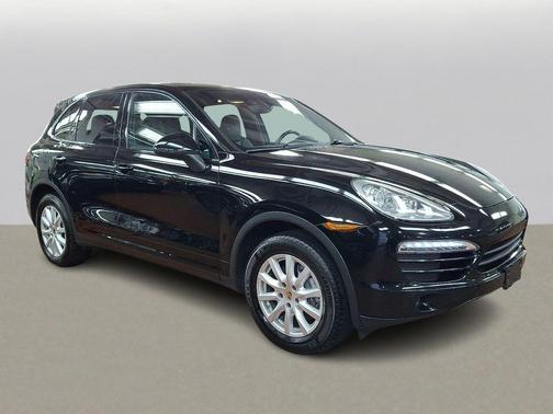 Black 2014 Porsche Cayenne Cayenne