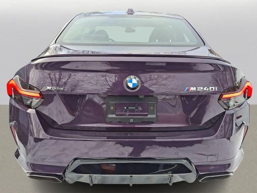 2025 BMW M240 i xDrive