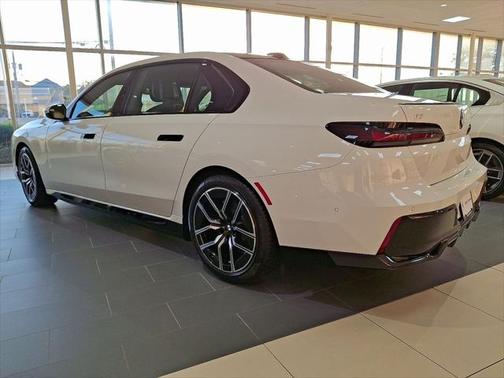 2025 BMW i7 eDrive50