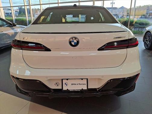 2025 BMW i7 eDrive50