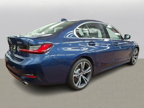 2021 BMW 330 xDrive