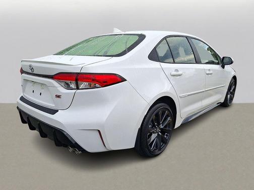 Ice Cap 2026 Toyota Corolla SE