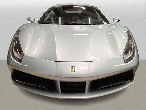 2017 Ferrari 488 GTB Base