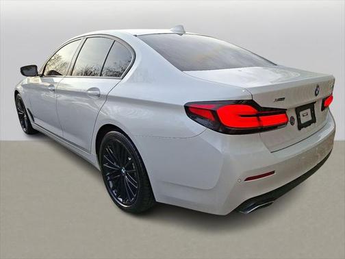 2022 BMW 530 i xDrive