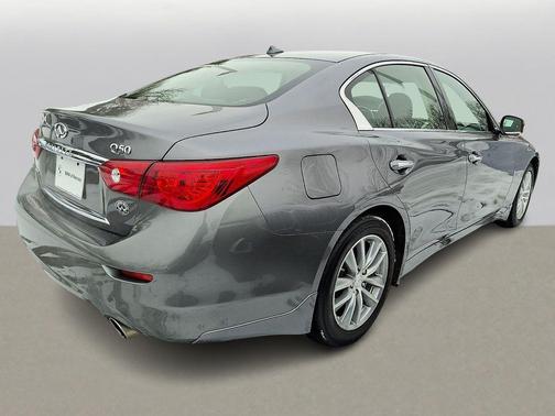 2015 INFINITI Q50 Premium