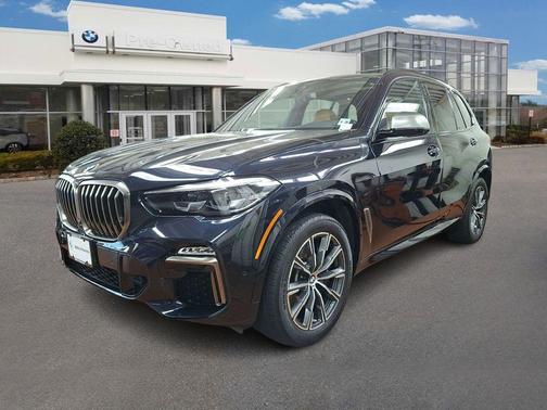 2021 BMW X5 M50i