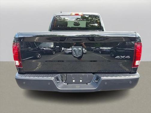 2022 RAM 1500 Classic Warlock Quad Cab 4x4 6'4' Box