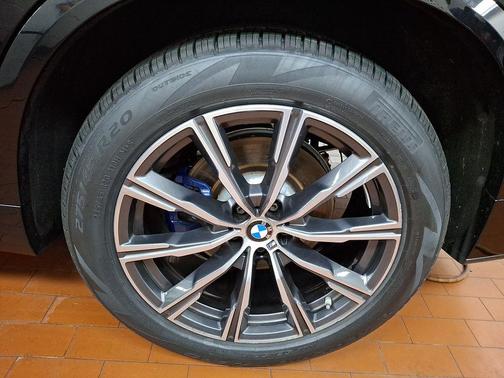 Black Sapphire Metallic 2022 BMW X5 xDrive40i