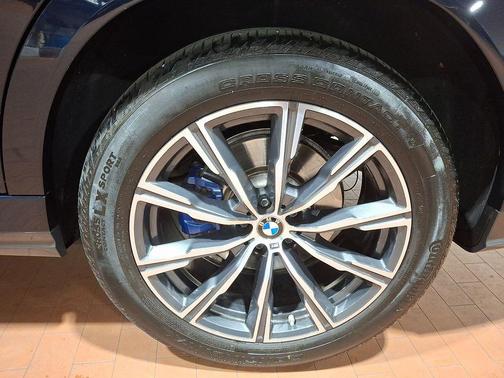 2023 BMW X6 xDrive40i