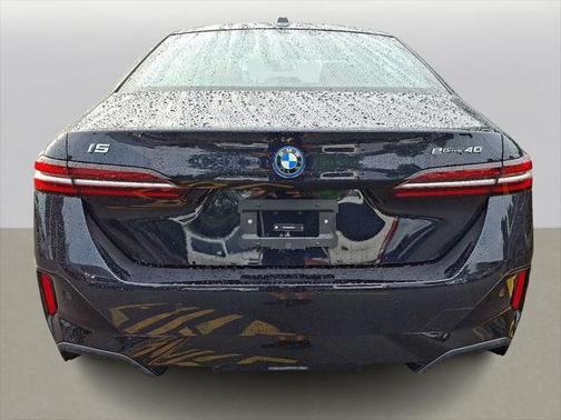 2024 BMW i5 eDrive40