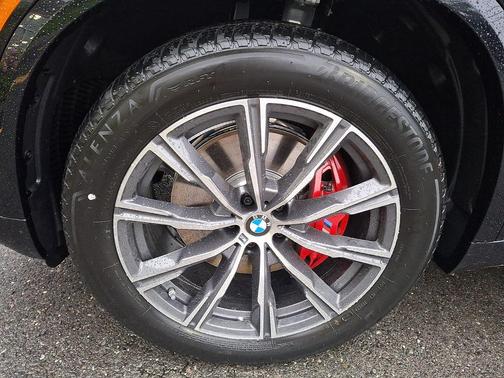 Black Sapphire Metallic 2026 BMW X5 xDrive40i