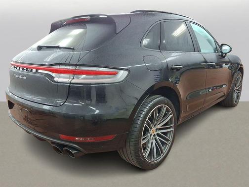 2021 Porsche Macan Turbo