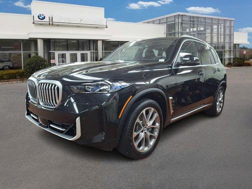 Black Sapphire Metallic 2024 BMW X5 xDrive40i