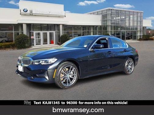 Photo 1 of 26 of 2019 BMW 330 i xDrive
