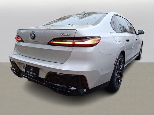 2023 BMW 760 i xDrive