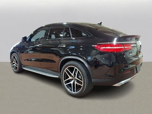 Obsidian Black Metallic 2017 Mercedes-Benz AMG GLE 43 Coupe 4MATIC