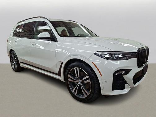 Alpine White 2021 BMW X7 xDrive40i