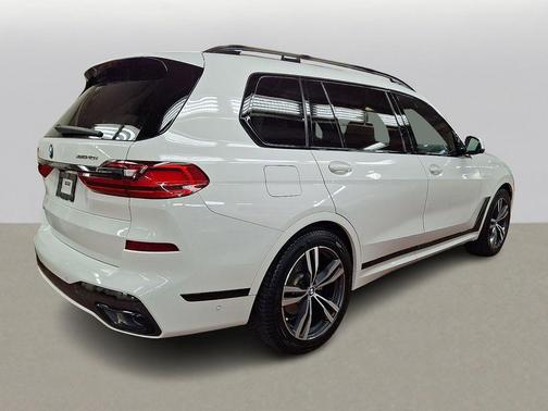 Alpine White 2021 BMW X7 xDrive40i