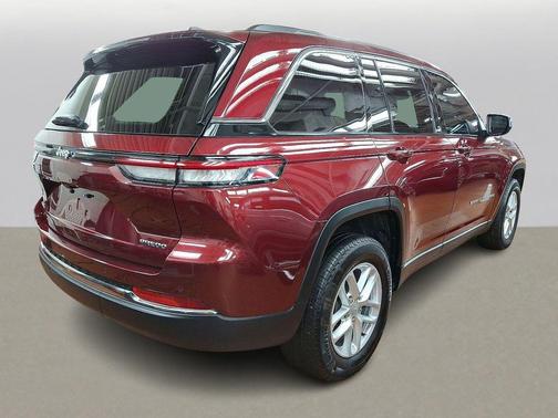 2024 Jeep Grand Cherokee Laredo