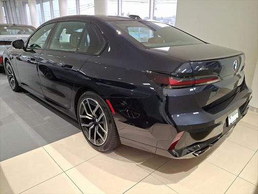 2025 BMW 760 i xDrive