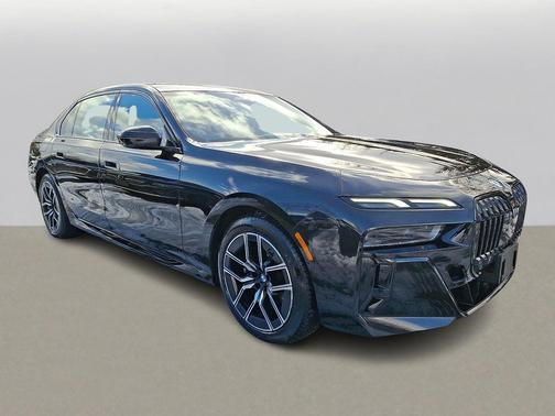 2023 BMW 760 i xDrive