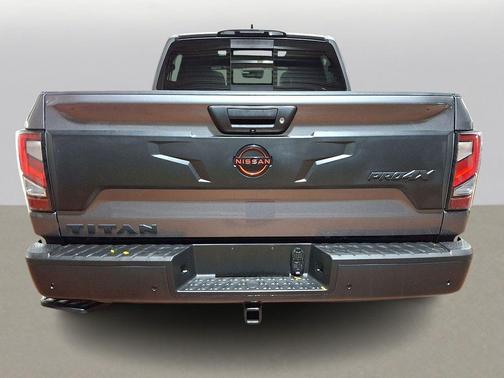 2024 Nissan Titan PRO-4X