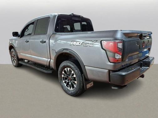 2024 Nissan Titan PRO-4X
