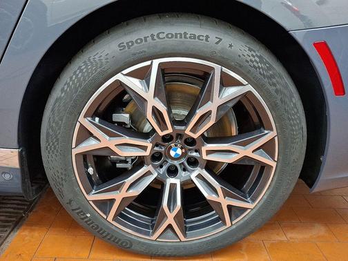 2025 BMW i7 xDrive60