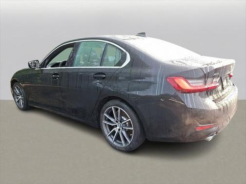 2022 BMW 330 xDrive