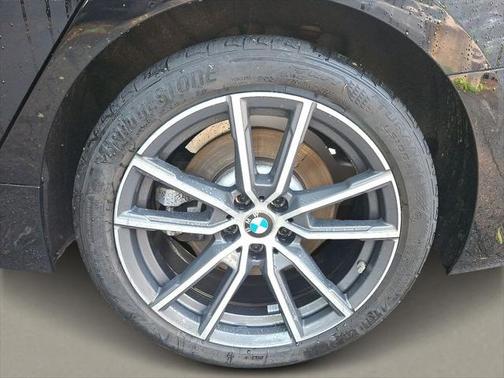 2022 BMW 330 xDrive