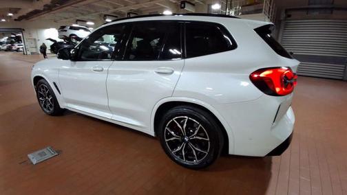White 2024 BMW X3 M40i