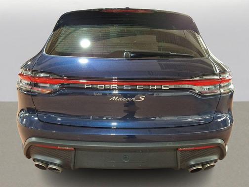 2022 Porsche Macan S