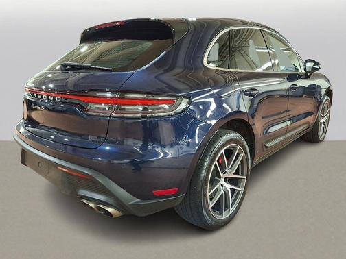 2022 Porsche Macan S