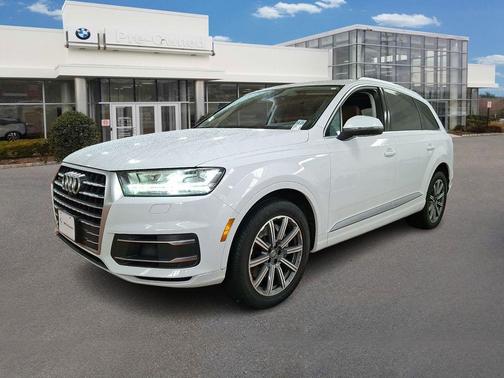 2019 Audi Q7 55 Premium Plus