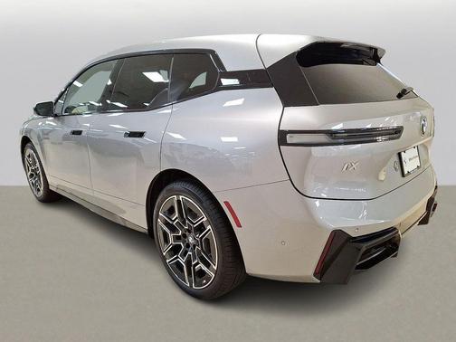 space silver metallic 2026 BMW iX xDrive60